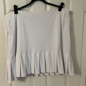 White Skort with Pleat detail at bottom 2X Plus Size Golf